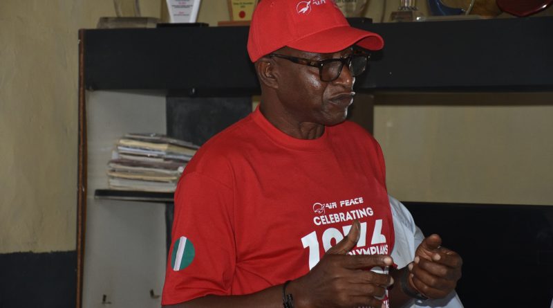 Air Peace Ambassadors Pay Condolence Visit to Late Football Legend Christian Chukwu’s Family in Enugu